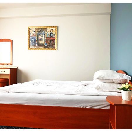 Hotel Rahovets Gorna Orjachovitsa Buitenkant foto