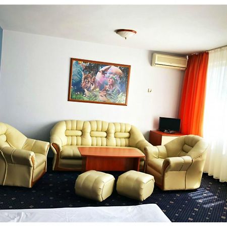 Hotel Rahovets Gorna Orjachovitsa Buitenkant foto