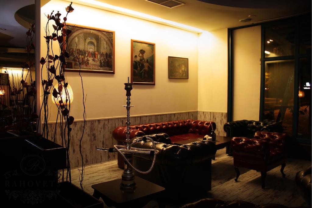 Hotel Rahovets Gorna Orjachovitsa Buitenkant foto