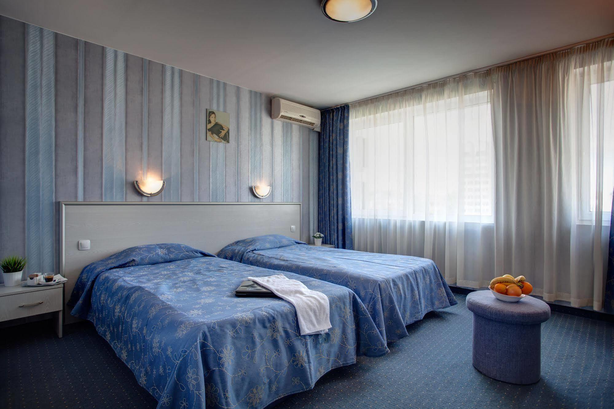 Hotel Rahovets Gorna Orjachovitsa Buitenkant foto